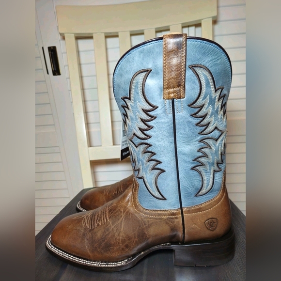 Ariat Cattle Creek Wide Square Toe Cowboy Boots 10064060 Men's Size 10.5 D